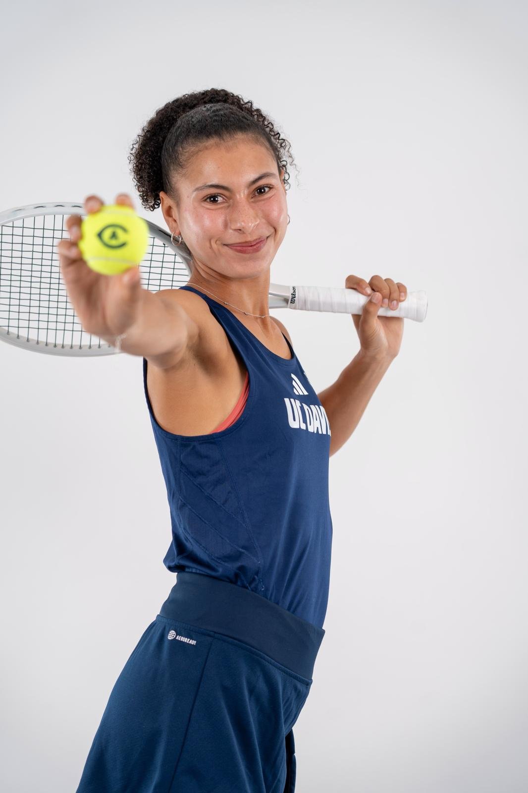 Solia Valentine holding a tennis racket